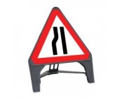Road Narrows Nearside Q Sign 750mm